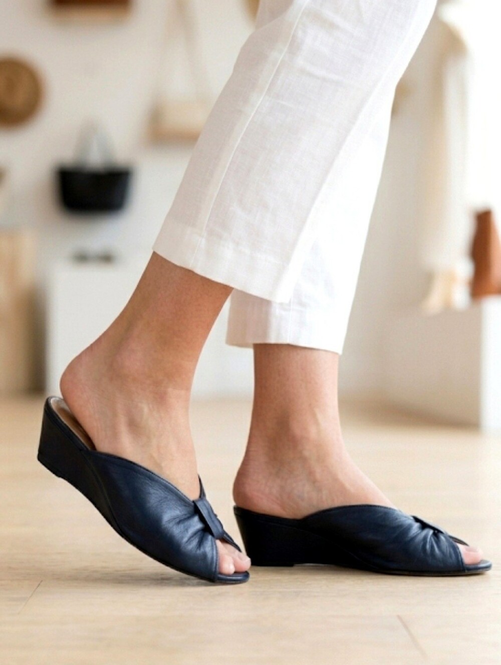 Bally Vintage Navy Blue Leather Peep Toe Wedge Mules Made In Italy Size 6